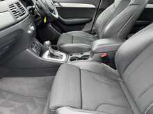 Audi Q3 TFSI CoD S line Edition - U11156