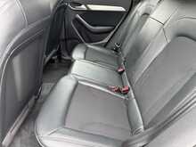 Audi Q3 TFSI CoD S line Edition - U11156