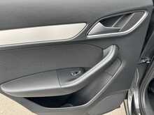 Audi Q3 TFSI CoD S line Edition - U11156