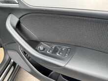 Audi Q3 TFSI CoD S line Edition - U11156