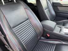 Land Rover Discovery Sport D180 MHEV R-Dynamic S - U11160