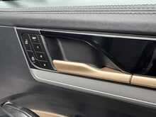Porsche Cayenne T V6 - U11163