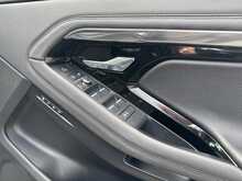 Land Rover Range Rover Evoque D180 R-Dynamic SE - U11165