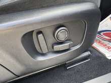 Land Rover Range Rover Evoque D180 R-Dynamic SE - U11165