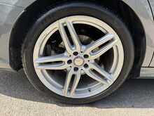 Mercedes-Benz E Class E220d AMG Line - U11179
