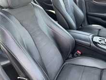Mercedes-Benz E Class E220d AMG Line - U11179
