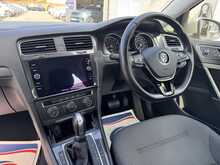 Volkswagen Golf TSI BlueMotion Tech SE Nav - U11188