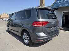 Volkswagen Touran TDI SE Family - U11196