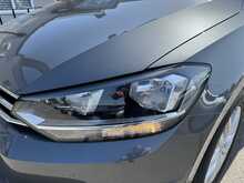 Volkswagen Touran TDI SE Family - U11196