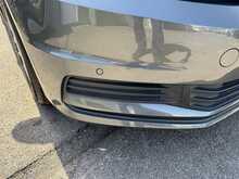 Volkswagen Touran TDI SE Family - U11196