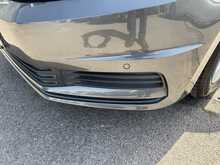 Volkswagen Touran TDI SE Family - U11196