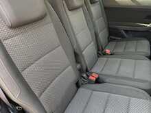 Volkswagen Touran TDI SE Family - U11196