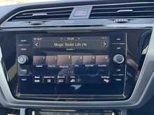 Volkswagen Touran TDI SE Family - U11196