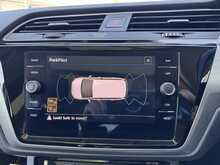 Volkswagen Touran TDI SE Family - U11196