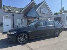 BMW 3 Series 330d MHT Sport Pro - U11222