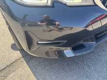 BMW 3 Series 330d MHT Sport Pro - U11222