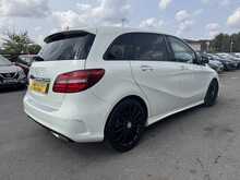 Mercedes-Benz B Class B200d AMG Line - U11223