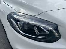 Mercedes-Benz B Class B200d AMG Line - U11223