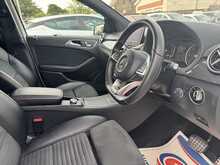 Mercedes-Benz B Class B200d AMG Line - U11223