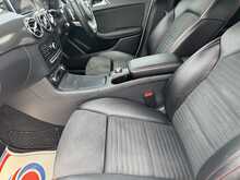 Mercedes-Benz B Class B200d AMG Line - U11223