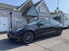 Tesla Model 3 Standard Range Plus - U11246