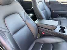 Tesla Model 3 Standard Range Plus - U11246