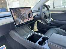 Tesla Model 3 Standard Range Plus - U11246