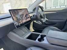 Tesla Model 3 Standard Range Plus - U11246