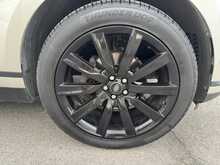 Land Rover Range Rover Velar D240 HSE - U11256