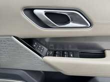 Land Rover Range Rover Velar D240 HSE - U11256