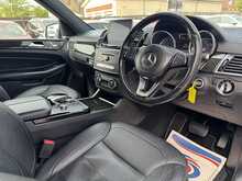 Mercedes-Benz GLS GLS350d V6 AMG Line - U11261