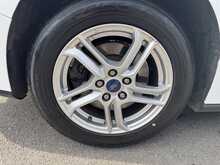 Ford Focus T EcoBoost Zetec - U11264