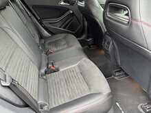 Mercedes-Benz CLA CLA220d AMG Line - U11279