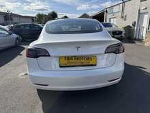 Tesla Model 3  - U11304