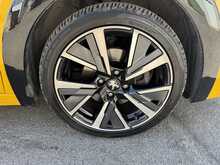 Peugeot 208 BlueHDi GT - U11308