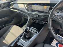 Vauxhall Insignia Turbo D SE Edition - U11311