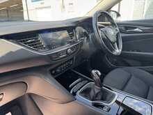 Vauxhall Insignia Turbo D SE Edition - U11311