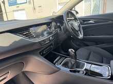 Vauxhall Insignia Turbo D SE Edition - U11311