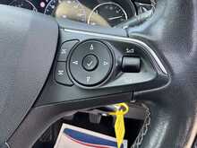 Vauxhall Insignia Turbo D SE Edition - U11311