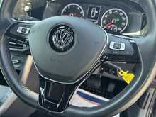 Volkswagen Polo TSI SE - U11319