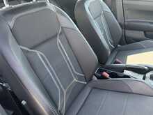 Volkswagen Polo TSI SE - U11319