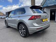 Volkswagen Tiguan TDI BlueMotion Tech R-Line - U11323