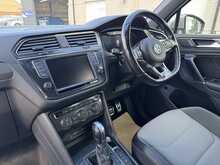 Volkswagen Tiguan TDI BlueMotion Tech R-Line - U11323