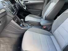 Volkswagen Tiguan TDI BlueMotion Tech R-Line - U11323
