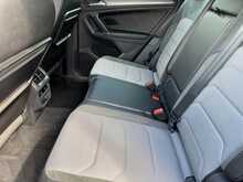 Volkswagen Tiguan TDI BlueMotion Tech R-Line - U11323
