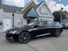 Vauxhall Insignia Turbo D Design - U11325