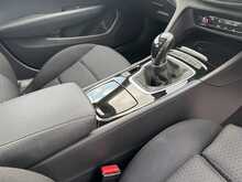 Vauxhall Insignia Turbo D Design - U11325