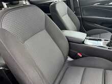 Vauxhall Insignia Turbo D Design - U11325