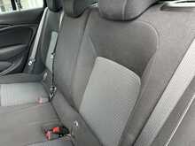 Vauxhall Insignia Turbo D Design - U11325