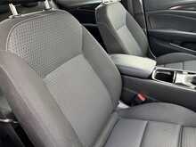 Vauxhall Insignia Turbo D Design - U11326
